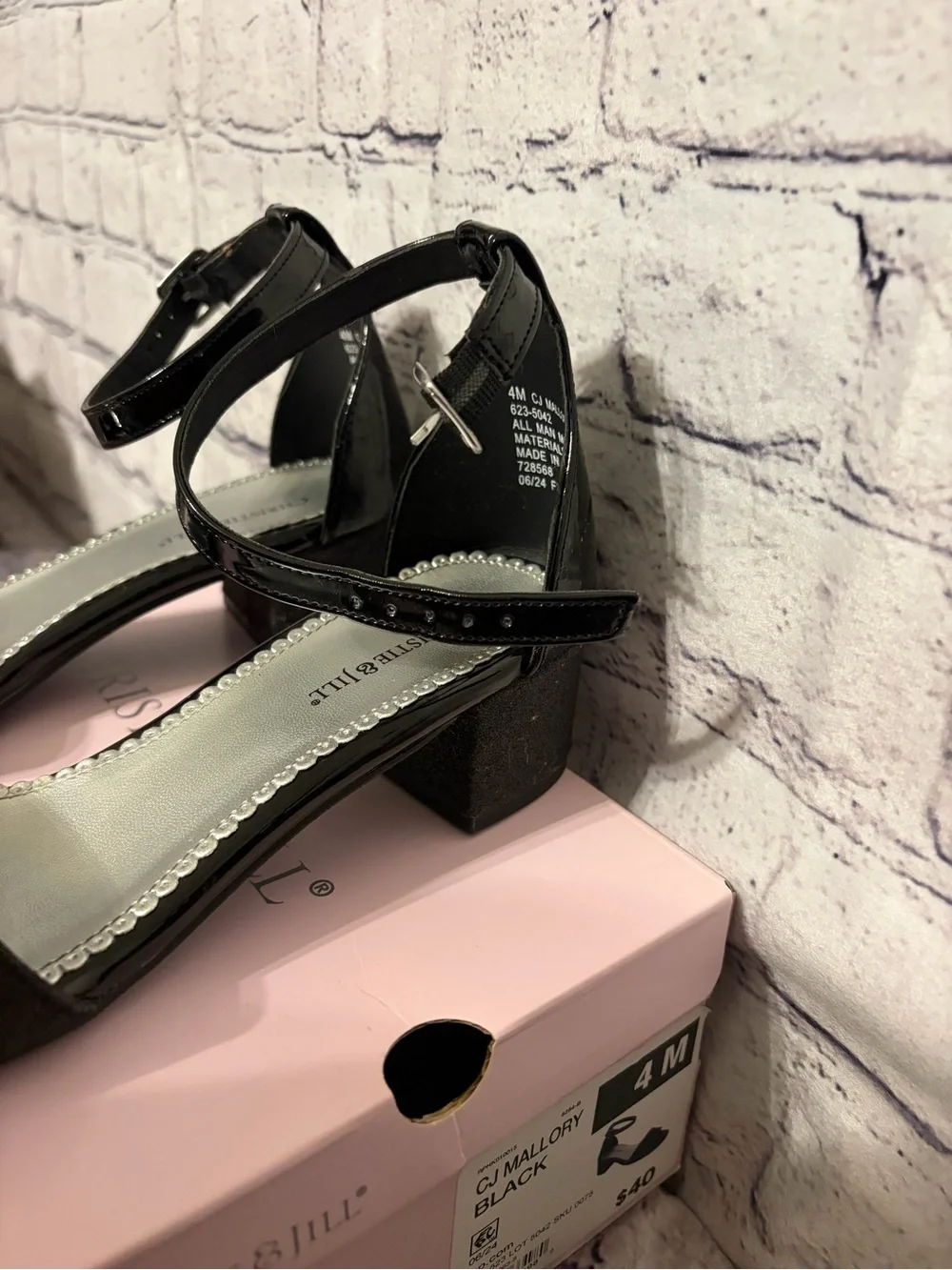 N/A girl’s black